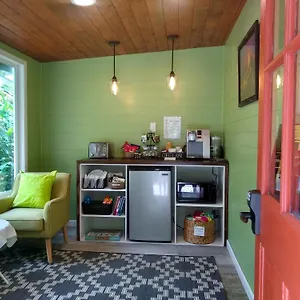 Hale 'ohu Bed & Breakfast Volcano