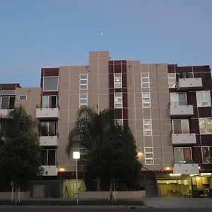 2 Bd/2ba In Studio Apartment Los Angeles